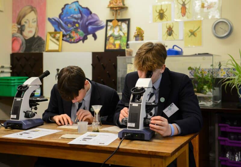 Framlingham College hosts Biology Conference in partnership with UCL and UEA